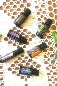 My abiding home 5 Essential Oil diffuser blends for Spring